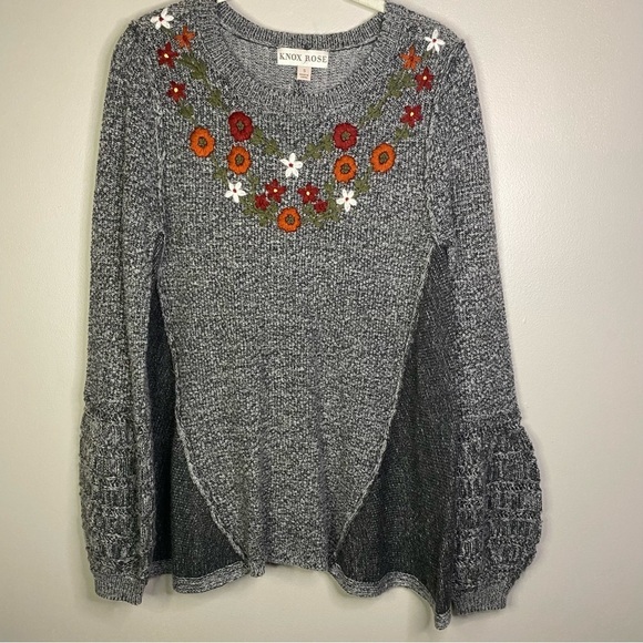 Knox Rose Tops - Knox Rose Embroidered Floral sweater Boho Knit Balloon Sleeve Gray red SMALL